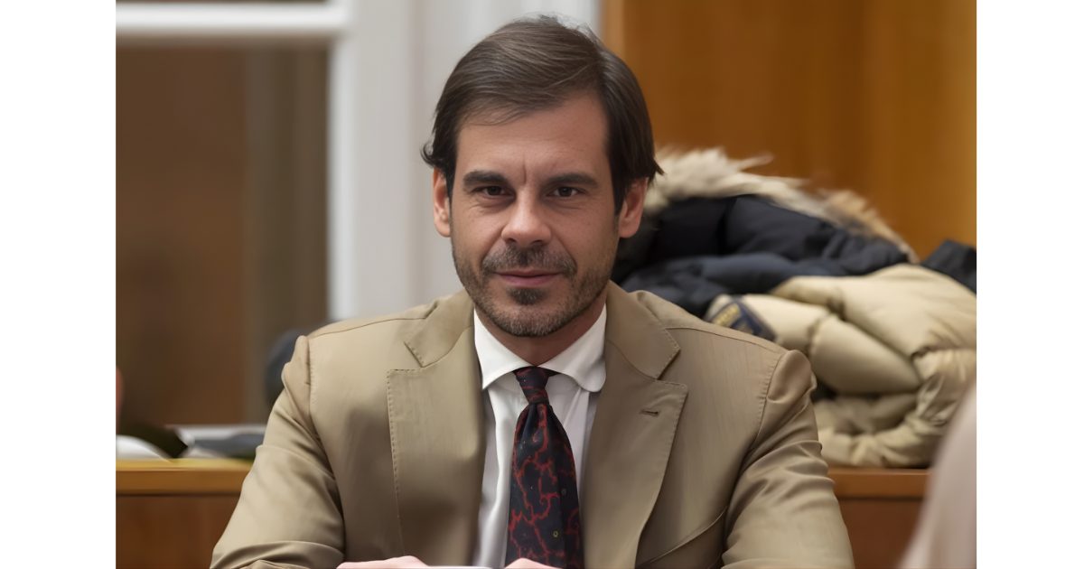 Christian Tresoldi al lavoro in Consiglio Comunale